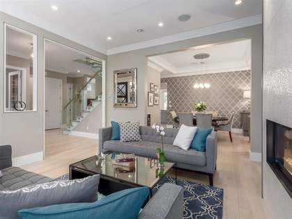 2 at 4548 Marineview, Forest Hills NV, North Vancouver