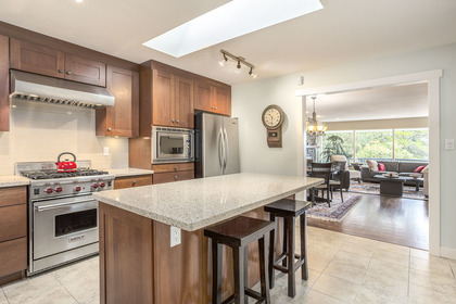 95-bonnymuir-drive-west-vancouver-360hometours-09s at 95 -  Bonnymui Drive, Glenmore, West Vancouver