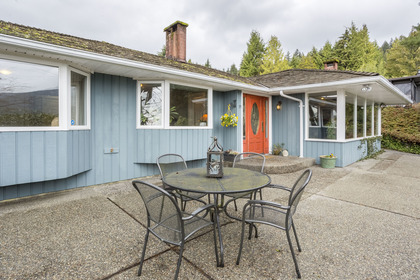 95-bonnymuir-drive-west-vancouver-360hometours-24s at 95 -  Bonnymui Drive, Glenmore, West Vancouver