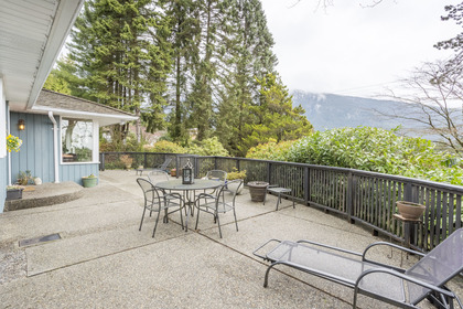 95-bonnymuir-drive-west-vancouver-360hometours-29s at 95 -  Bonnymui Drive, Glenmore, West Vancouver