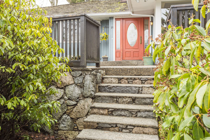 95-bonnymuir-drive-west-vancouver-360hometours-31s at 95 -  Bonnymui Drive, Glenmore, West Vancouver