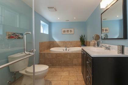 3643 at 1860 Regan Avenue, Central Coquitlam, Coquitlam