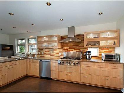 V1102540_901_18 at 3415 11th Avenue, Kitsilano, Vancouver West