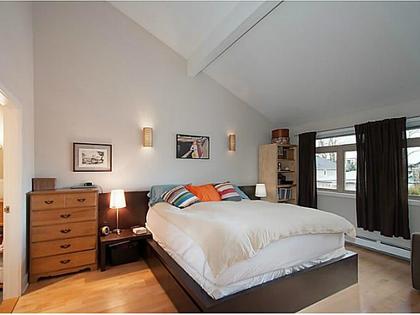 V1102540_F01_15 at 3415 11th Avenue, Kitsilano, Vancouver West