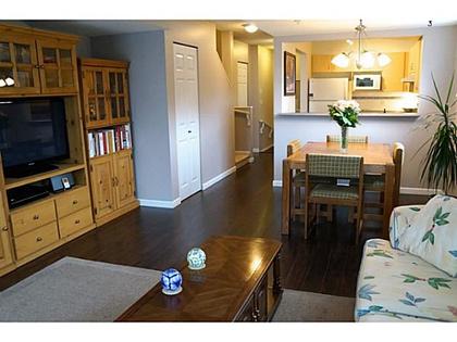 V1100206_301_94 at 44 123 Seventh Street, Uptown NW, New Westminster