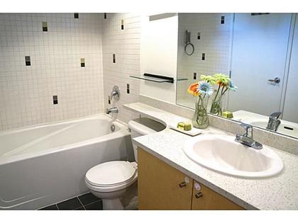 V1041639_701_94 at 507 - 124 1st Street, Lower Lonsdale, North Vancouver