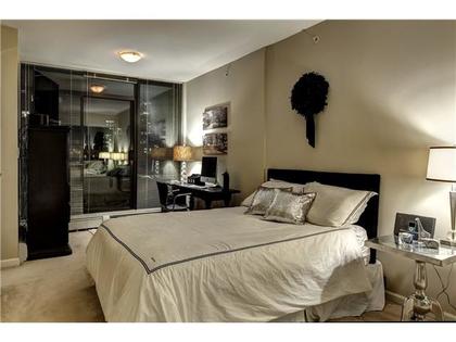 V1037983_201_15 at 402 - 170 1st Street, Lower Lonsdale, North Vancouver