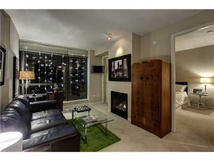 V1037983_601_19 at 402 - 170 1st Street, Lower Lonsdale, North Vancouver