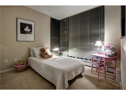 V1037983_A01_98 at 402 - 170 1st Street, Lower Lonsdale, North Vancouver