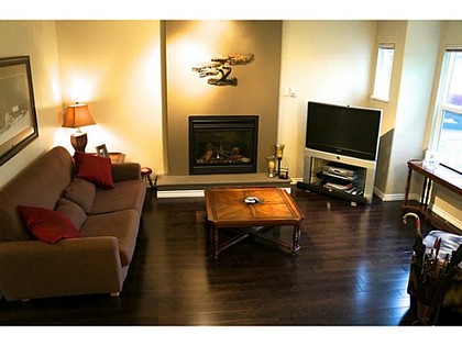 V1027672_401_94 at 1528 Bond Street, Lynnmour, North Vancouver