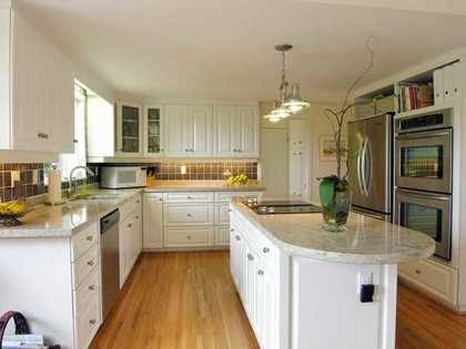 V928499_401_18 at 2021 27th Street, Queens, West Vancouver