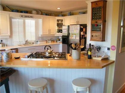 V837027_301_18 at 1274 ESQUIMALT AV, Ambleside, West Vancouver