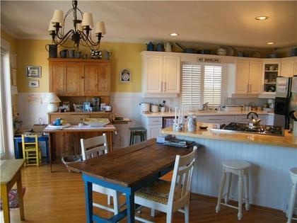 V837027_401_100 at 1274 ESQUIMALT AV, Ambleside, West Vancouver