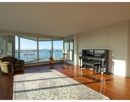 V794725_301_103 at 2001 - 120 2nd Street, Lower Lonsdale, North Vancouver