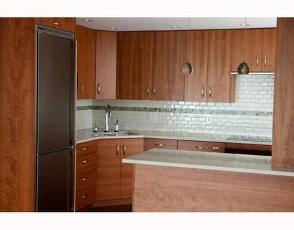 V794725_401_18 at 2001 - 120 2nd Street, Lower Lonsdale, North Vancouver