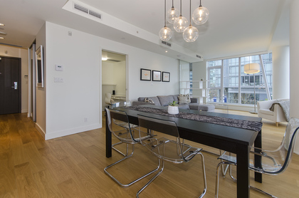 1366 at 301 - 1499 West Pender Street, Coal Harbour, Vancouver West