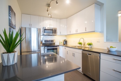 251-w-4th-street-lower-lonsdale-north-vancouver-08 at 307 - 251 W 4th Street, Lower Lonsdale, North Vancouver