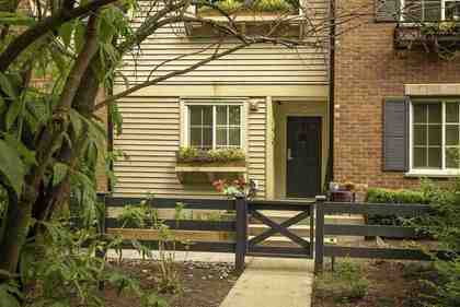 550-browning-place-seymour-nv-north-vancouver-02 at 35 - 550 Browning Place, Seymour NV, North Vancouver