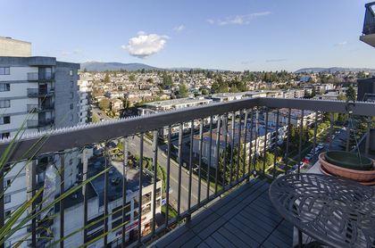  at 1604 - 145 St. Georges Avenue, Lower Lonsdale, North Vancouver