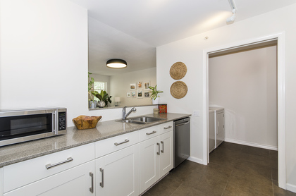 2662 at 309 - 5281 Oakmount Crescent, Oaklands, Burnaby South