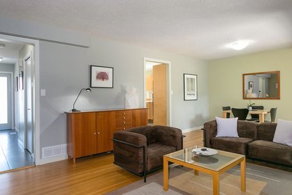 648-w-29th-street-upper-lonsdale-north-vancouver-14 at 648 W 29th Street, Upper Lonsdale, North Vancouver