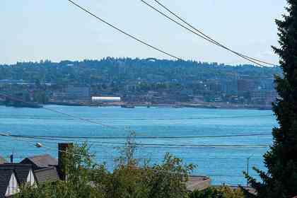 429-st-andrews-avenue-lower-lonsdale-north-vancouver-23 at 429 St. Andrews Avenue, Lower Lonsdale, North Vancouver