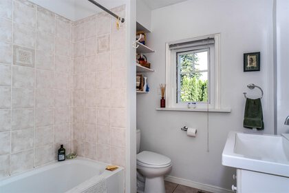 1760-mcguire-avenue-pemberton-nv-north-vancouver-12-1 at 1760 Mcguire Avenue, Pemberton NV, North Vancouver