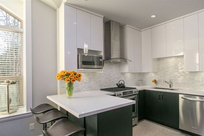 645-w-14th-street-central-lonsdale-north-vancouver-05 at 5 - 645 W 14th Street, Central Lonsdale, North Vancouver