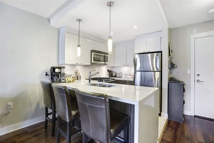 160-w-3rd-street-lower-lonsdale-north-vancouver-05 at 604 - 160 W 3rd Street, Lower Lonsdale, North Vancouver