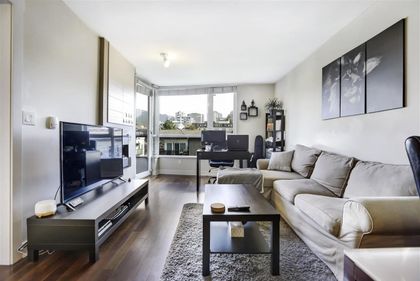 160-w-3rd-street-lower-lonsdale-north-vancouver-09 at 604 - 160 W 3rd Street, Lower Lonsdale, North Vancouver