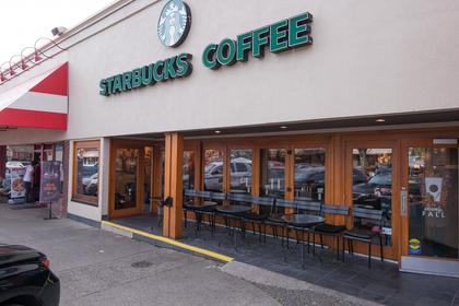 036 at 102 - 3151 Connaught Crescent, Edgemont, North Vancouver