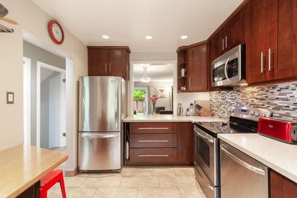 2391-mountain-highway-lynn-valley-north-vancouver-07 at 2391 Mountain Highway, Lynn Valley, North Vancouver