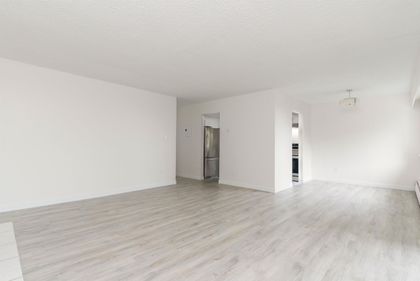 327-ninth-street-uptown-nw-new-westminster-12 at 306 - 327 Ninth Street, Uptown NW, New Westminster