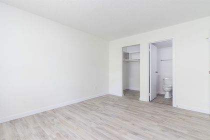 327-ninth-street-uptown-nw-new-westminster-19 at 306 - 327 Ninth Street, Uptown NW, New Westminster