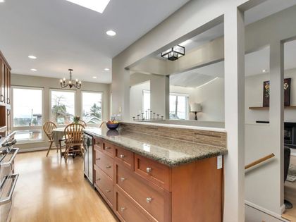 256-w-28th-street-upper-lonsdale-north-vancouver-14 at 256 W 28th Street, Upper Lonsdale, North Vancouver