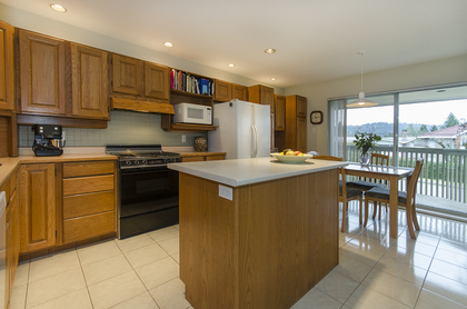 6452 at 6089 Aubrey Street, Parkcrest, Burnaby North