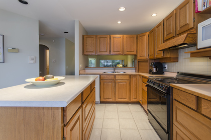 6457 at 6089 Aubrey Street, Parkcrest, Burnaby North