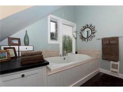 V1117249_C01_94 at 341 Salal Road, Bowen Island