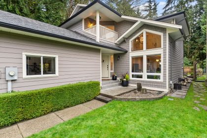 1530-lighthall-court-indian-river-north-vancouver-03 at 1530 Lighthall Court, Indian River, North Vancouver