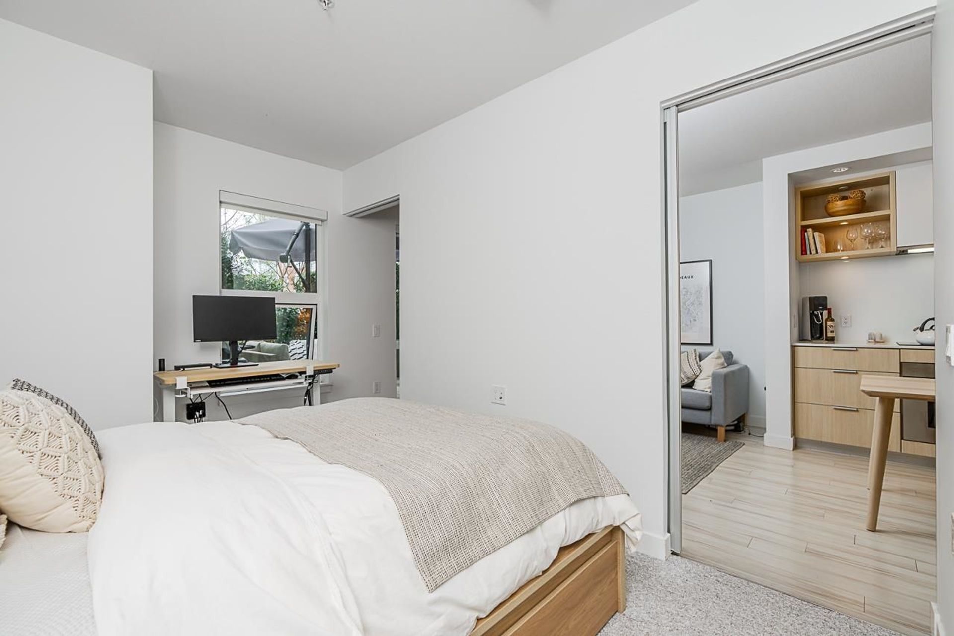 111-e-3rd-street-lower-lonsdale-north-vancouver-18 at 215 - 111 E 3rd Street, Lower Lonsdale, North Vancouver