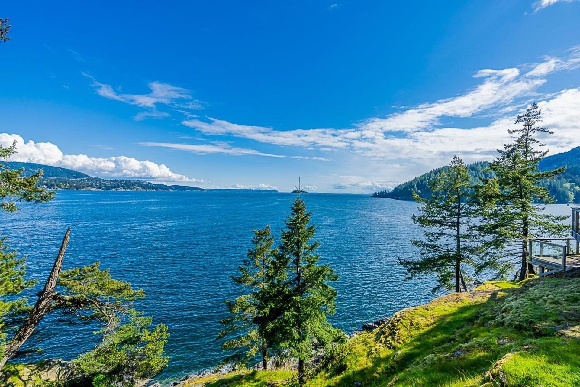 233 David Road, Bowen Island  by Julie Miller - Personal Real Estate Corporation 233 David Road, Bowen Island