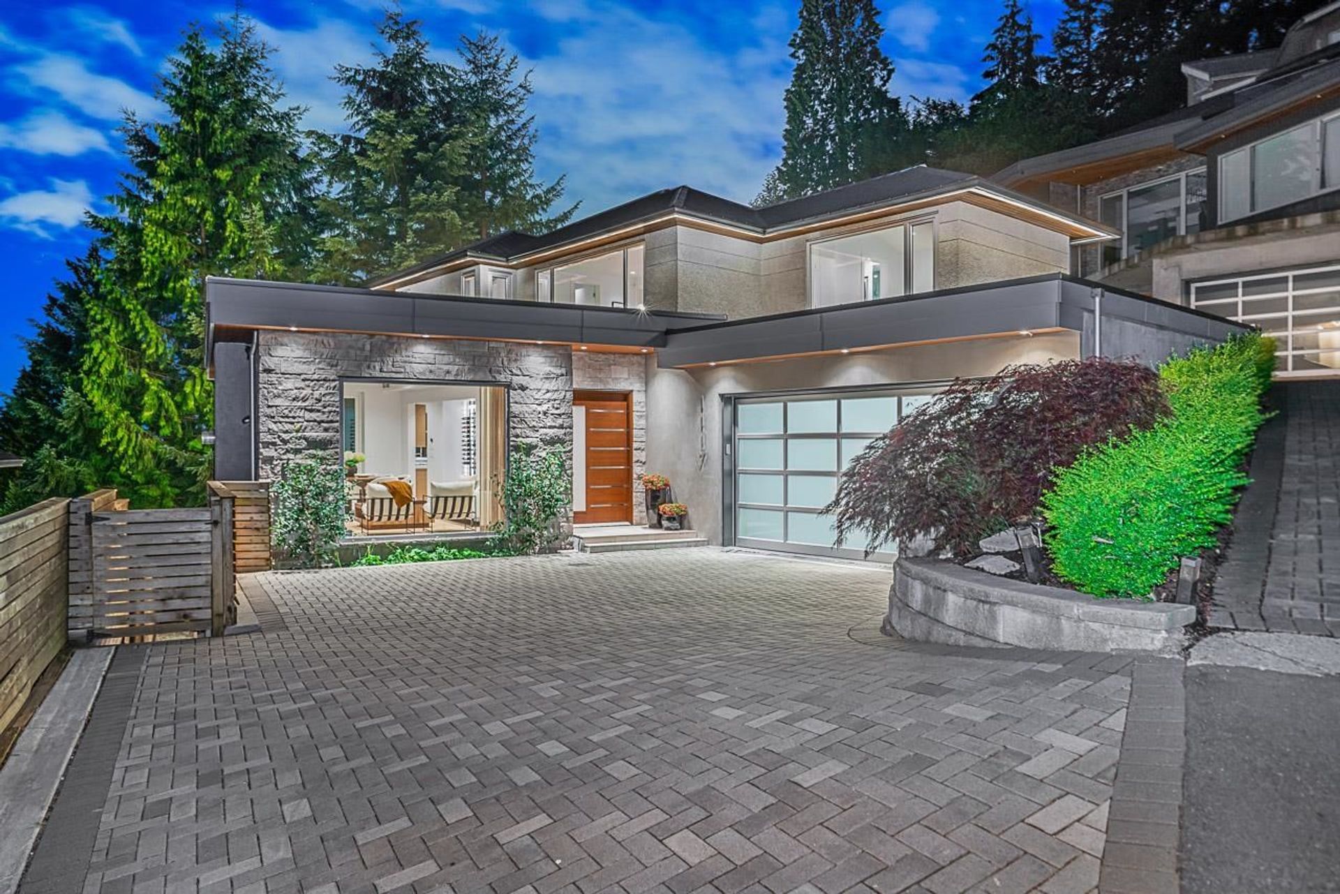 1117 Dyck Road, Lynn Valley, North Vancouver  by Julie Miller - Personal Real Estate Corporation 1117 Dyck Road, Lynn Valley, North Vancouver