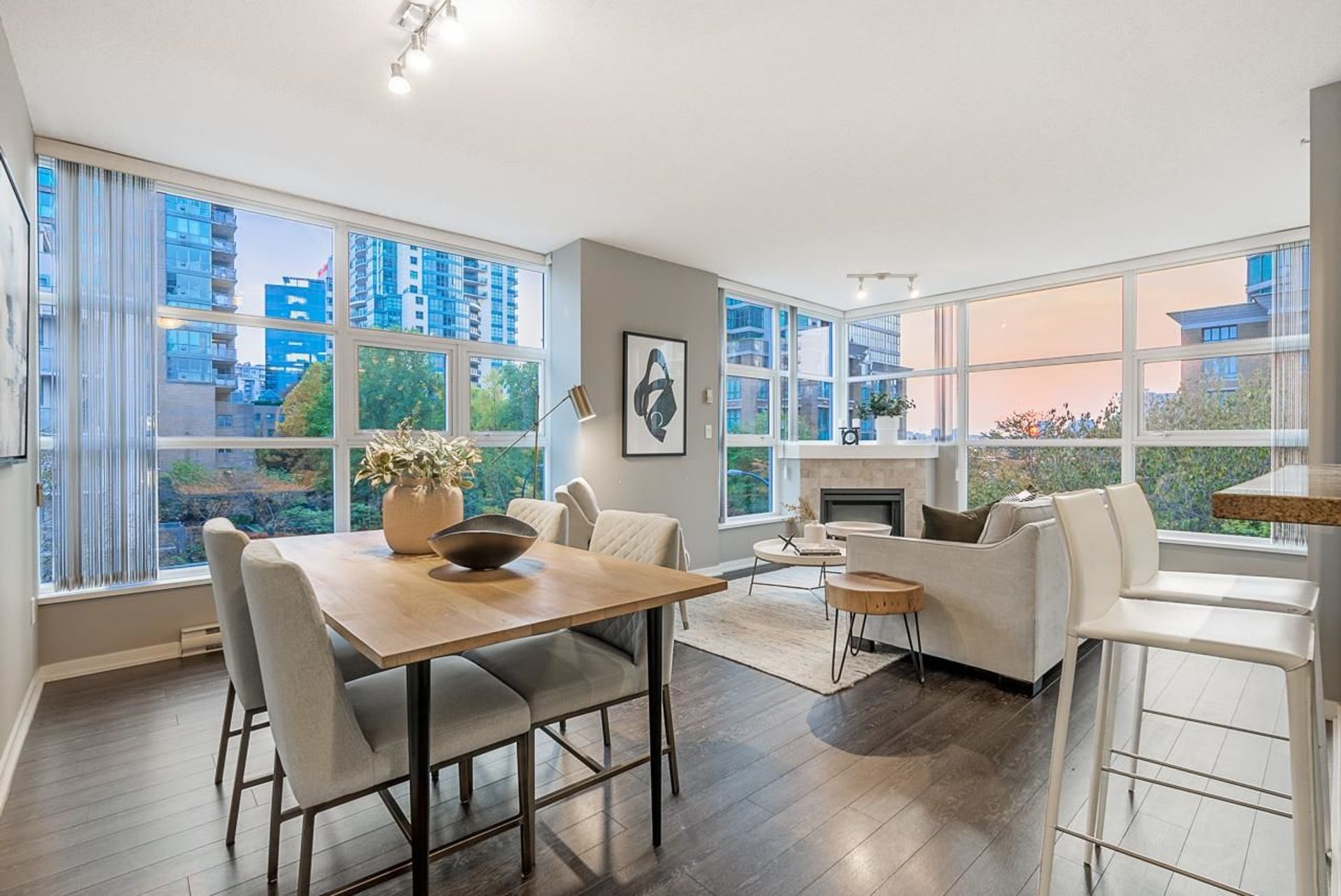 405 - 189 National Avenue, Downtown VE, Vancouver East  by Julie Miller - Personal Real Estate Corporation 405 - 189 National Avenue, Downtown VE, Vancouver East
