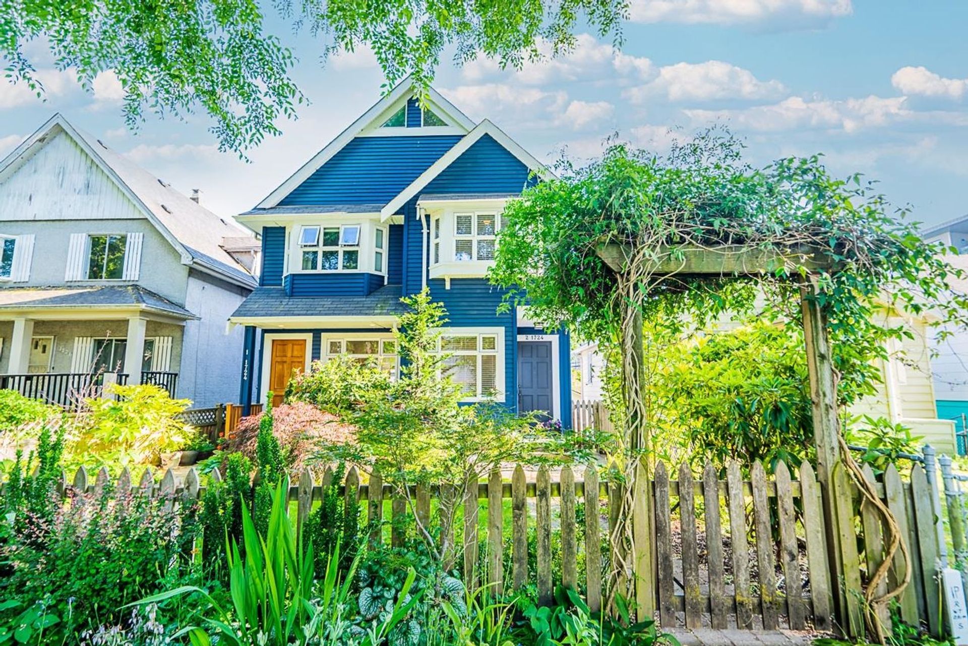 2 - 1724 E 6th Avenue, Grandview Woodland, Vancouver East  by Julie Miller - Personal Real Estate Corporation 2 - 1724 E 6th Avenue, Grandview Woodland, Vancouver East