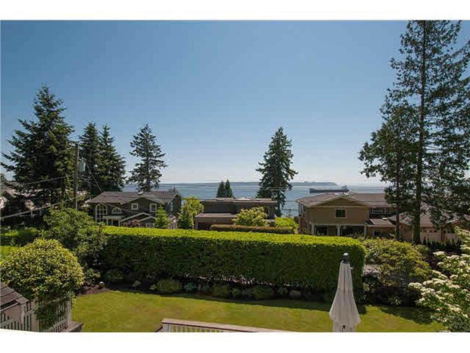 view at 4075 Rose Crescent, Sandy Cove, West Vancouver