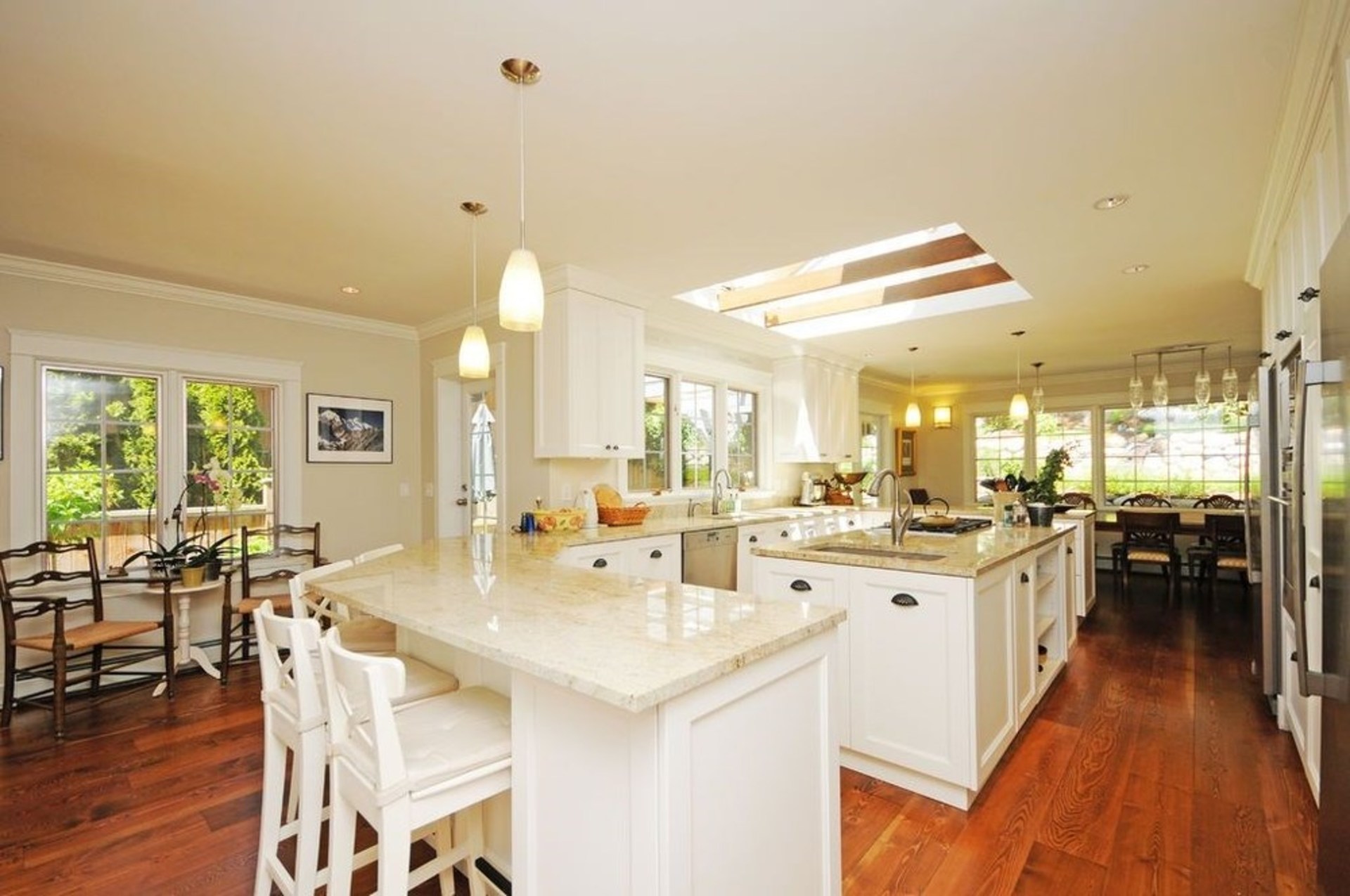 43386 at 260 Balmoral Road, Upper Lonsdale, North Vancouver