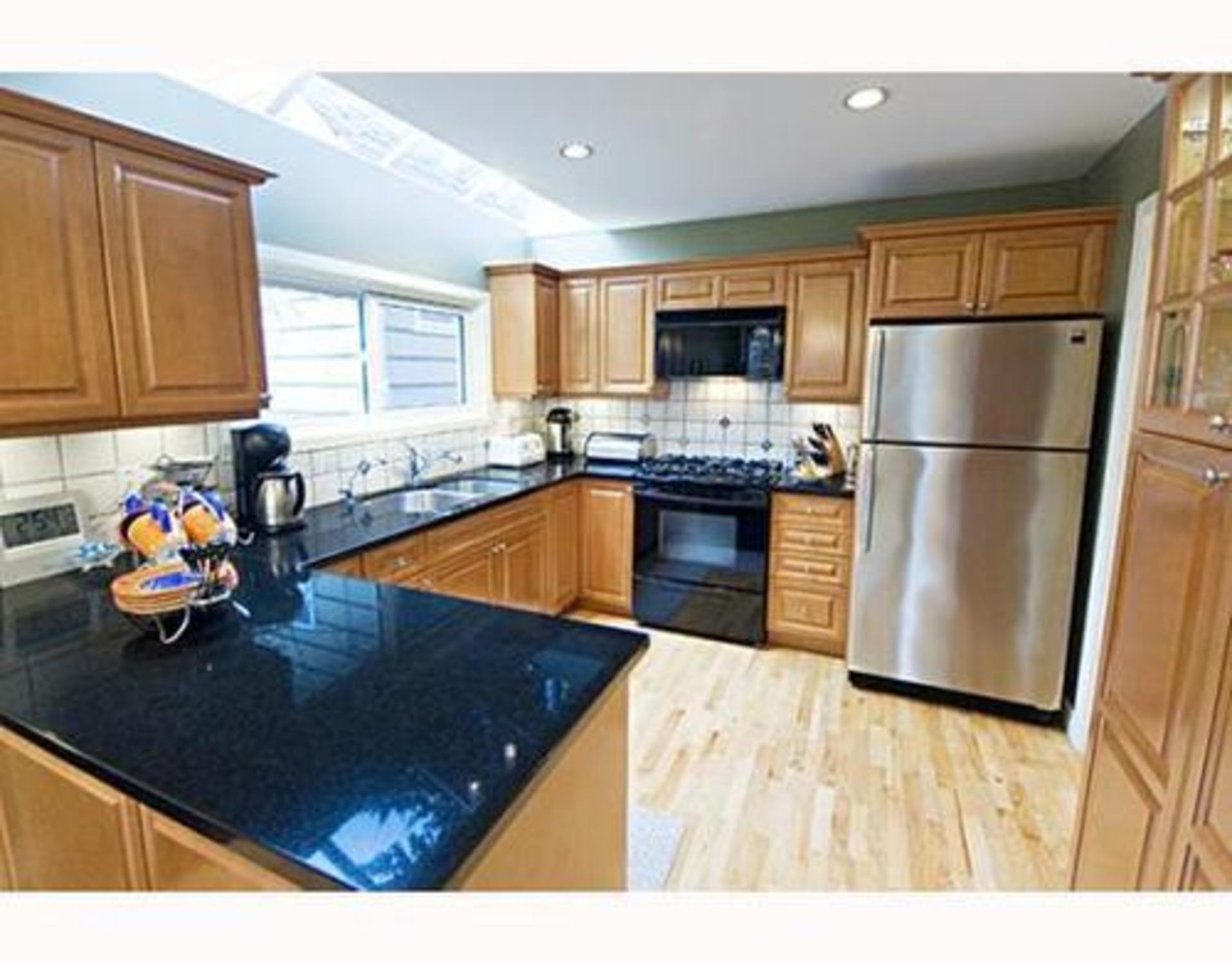 10425 at 3550 2nd Avenue, Kitsilano, Vancouver West