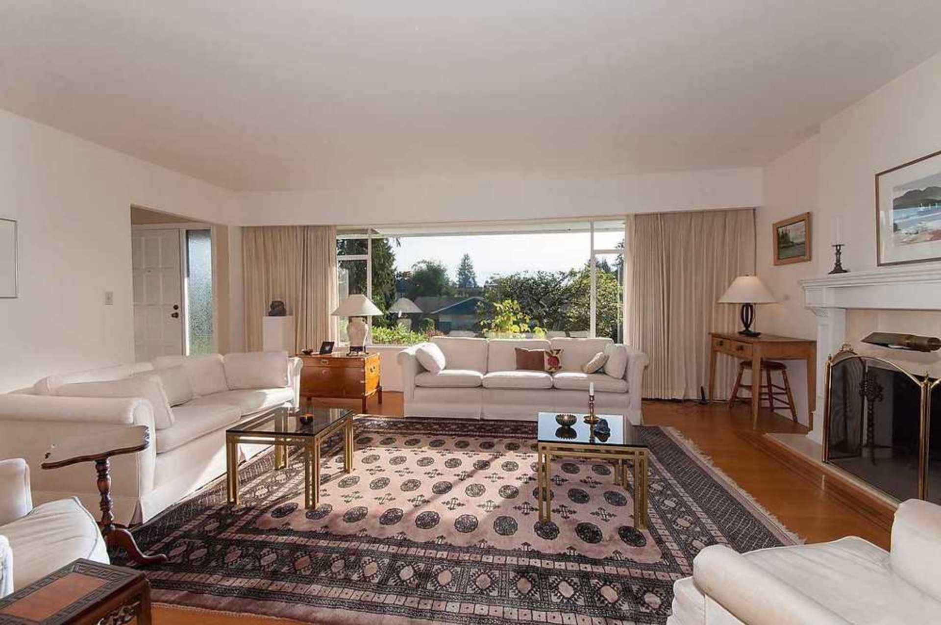 41728 at 976 Devon Road, Forest Hills NV, North Vancouver