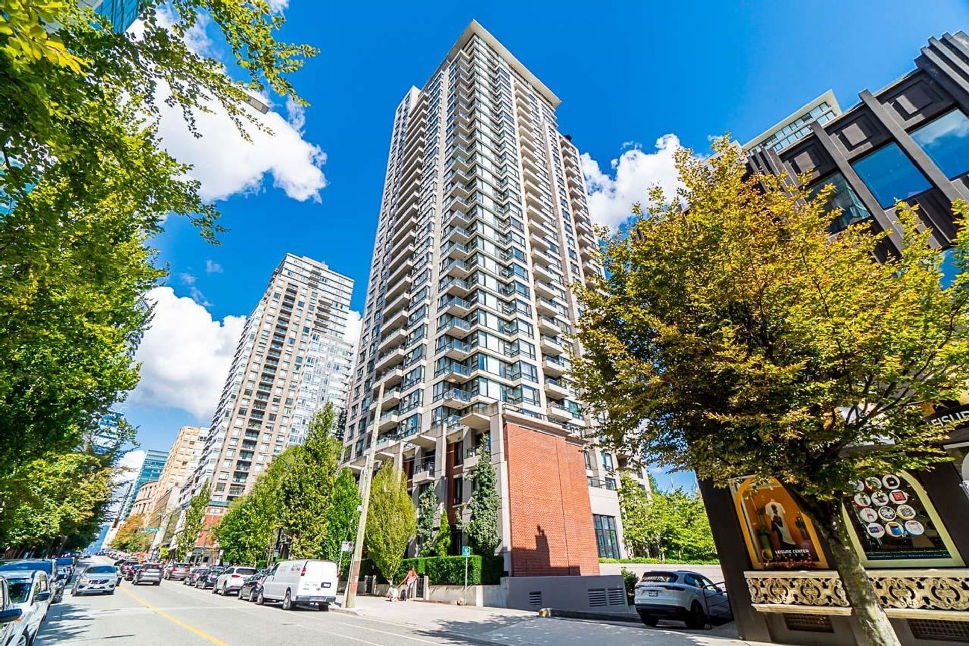 808 - 928 Homer Street, Yaletown, Vancouver West  by Julie Miller - Personal Real Estate Corporation 808 - 928 Homer Street, Yaletown, Vancouver West