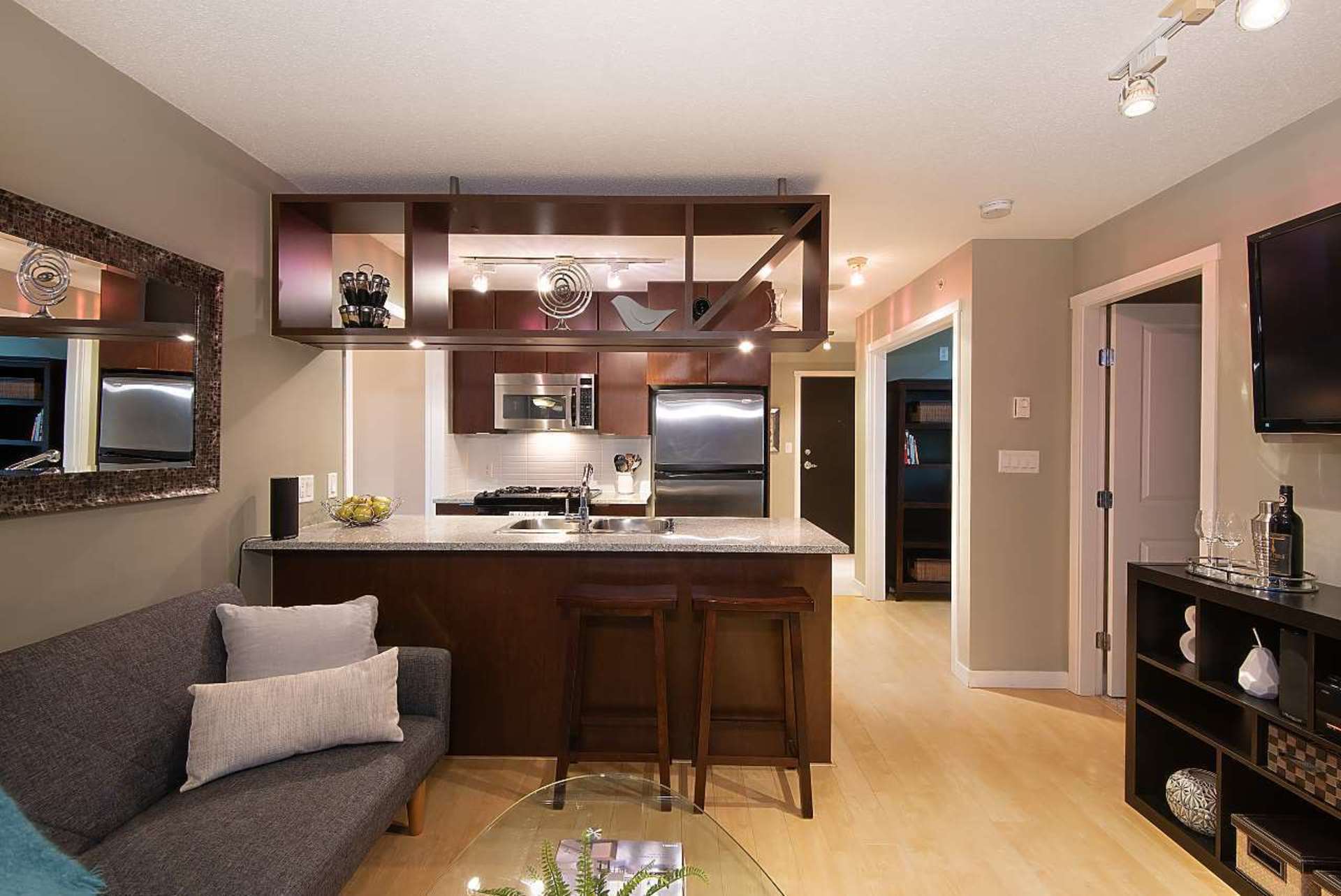 1003 - 1001 Richards Street, Downtown VW, Vancouver West  by Julie Miller - Personal Real Estate Corporation 1003 - 1001 Richards Street, Downtown VW, Vancouver West